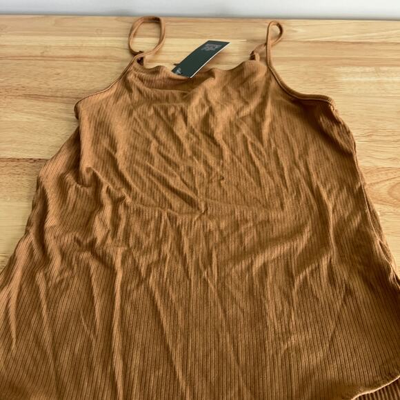 Wild Fable Women's Tan Adjustable Spaghetti Strap Bodysuit - Size Large - NWT - Picture 4 of 10